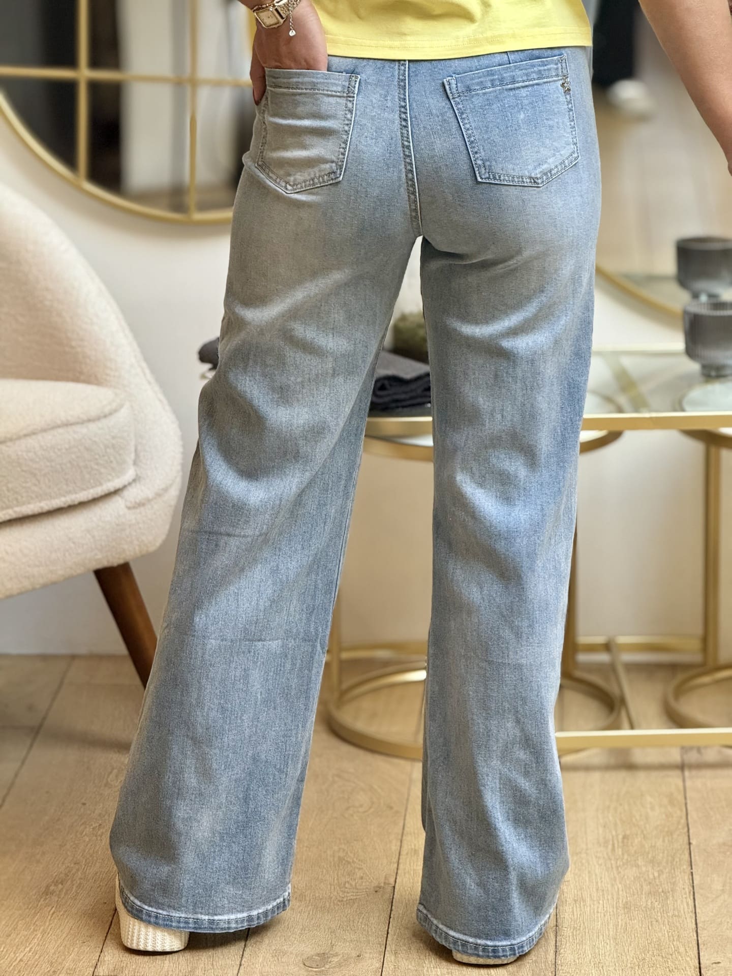Jean Alicia - Image 3
