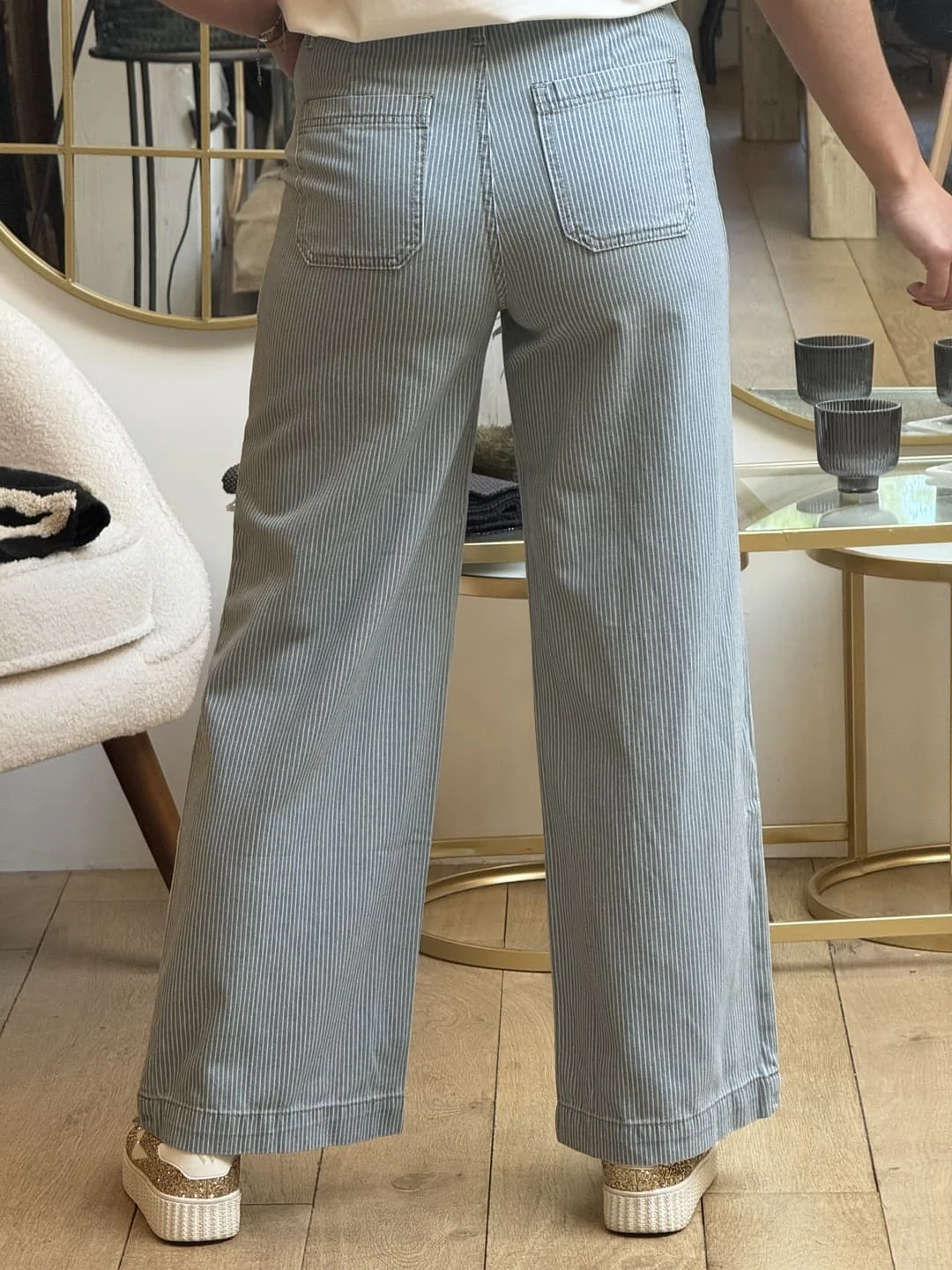 Jean Candice - Image 3