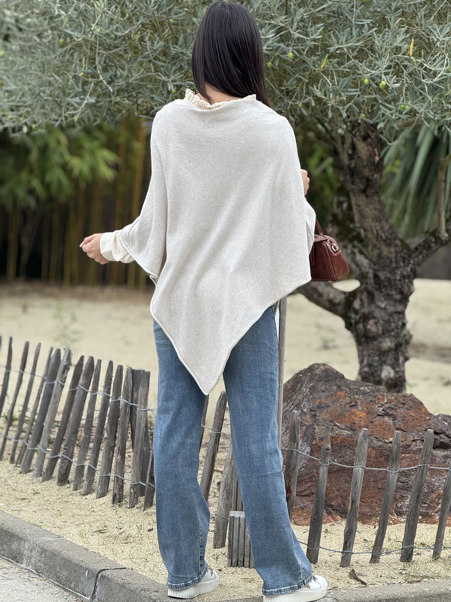 Poncho Lisette - Image 4
