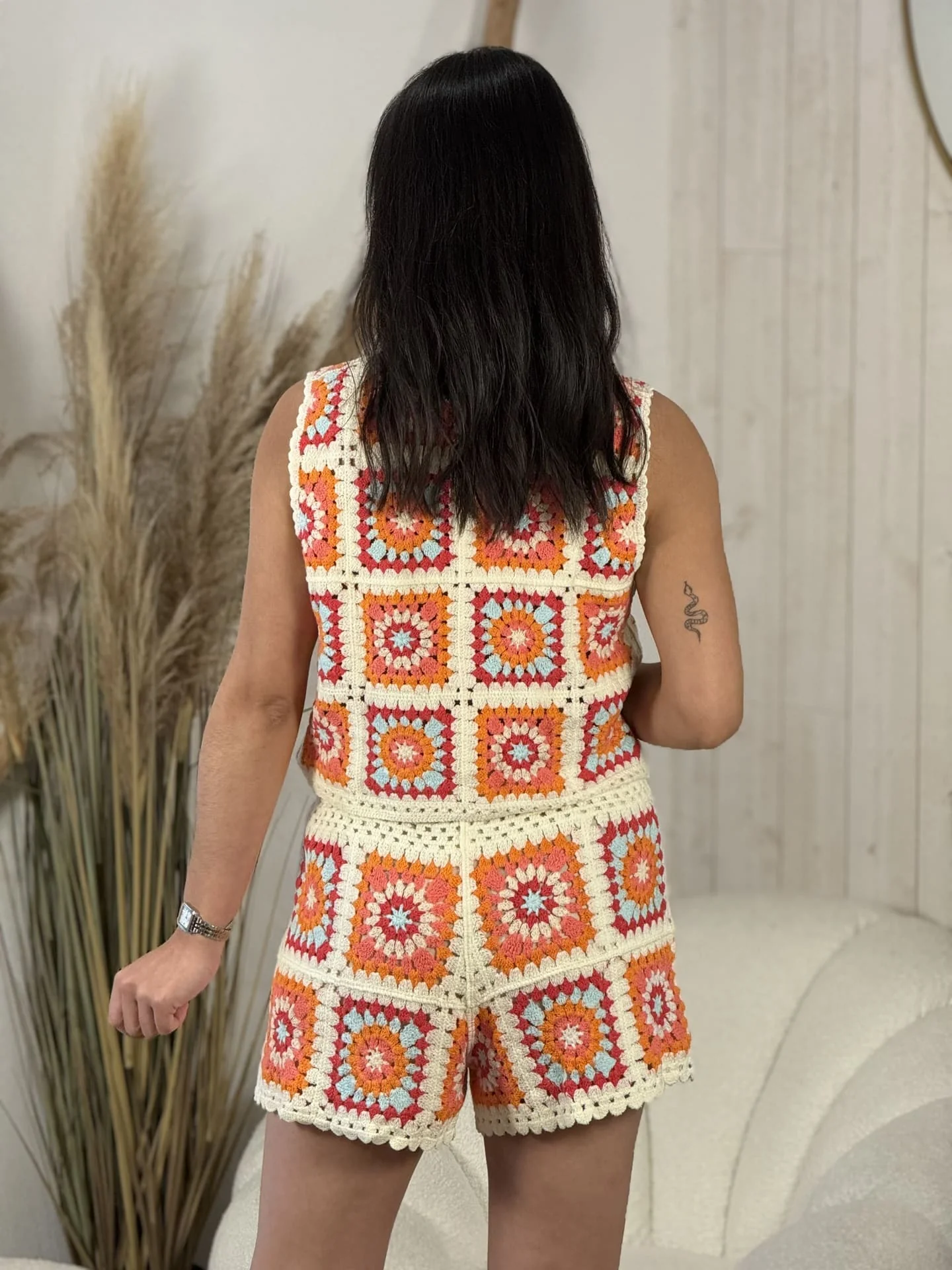 Short Celicia - Image 4