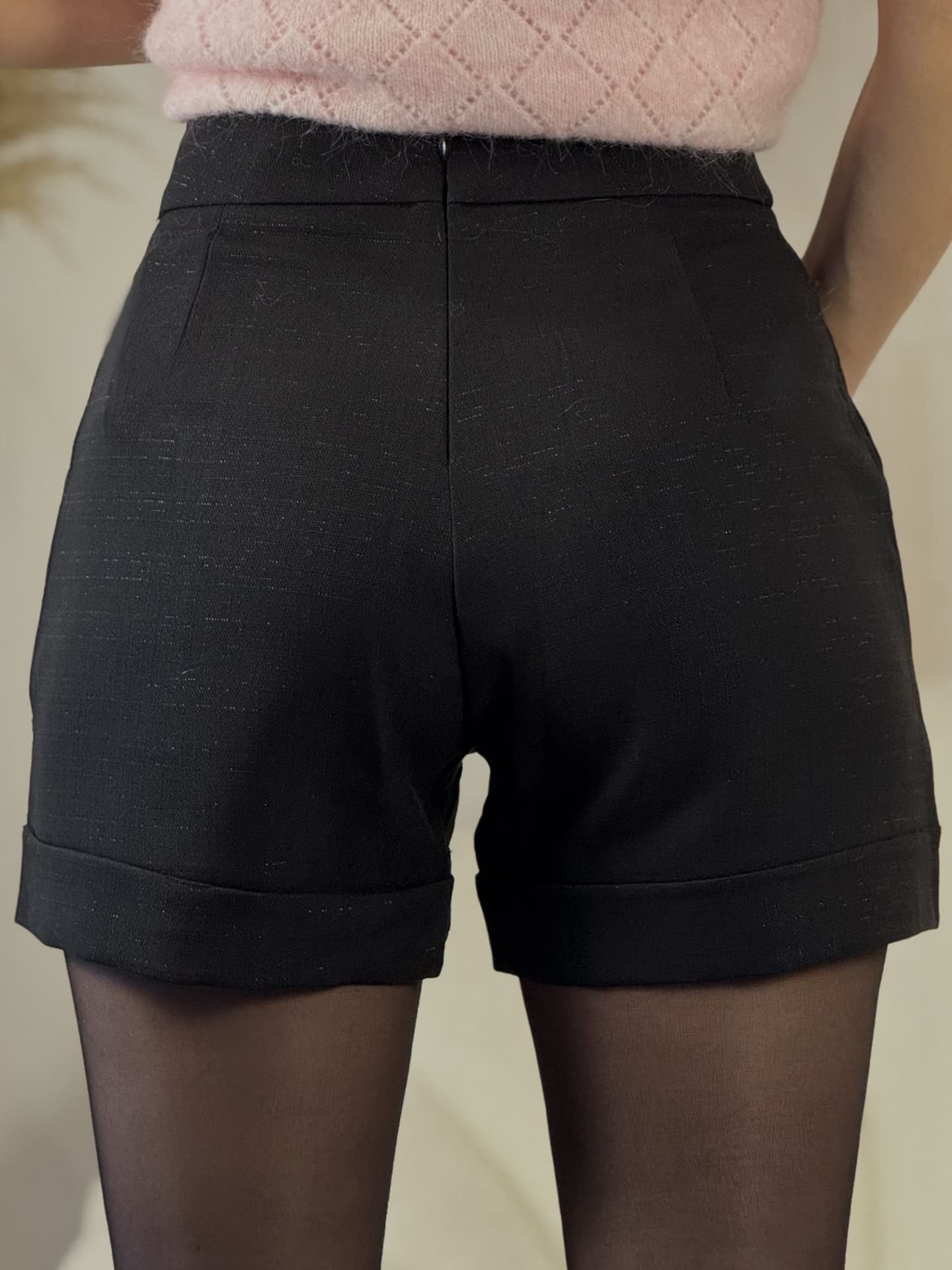Short Coraline - Image 2